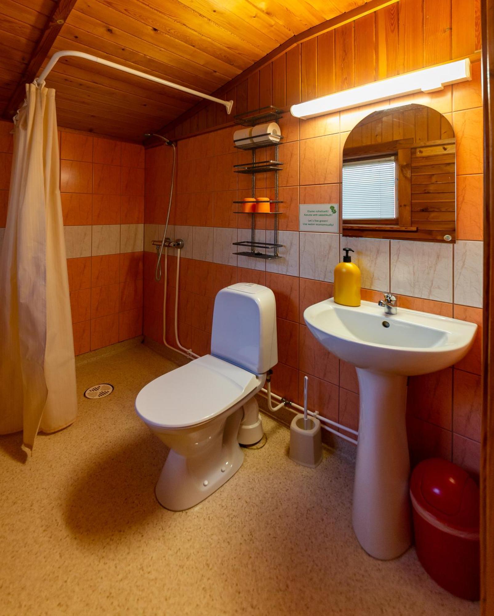 Padu Hotell Kärdla Zimmer foto